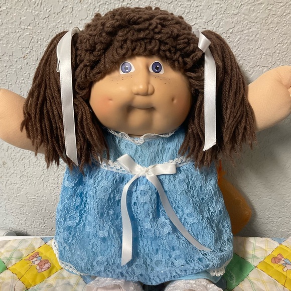 VTG First Edition Cabbage Patch Kid Girl Poodle Hair Freckles Hong Kong HM#2 ‘83 - Picture 1 of 9